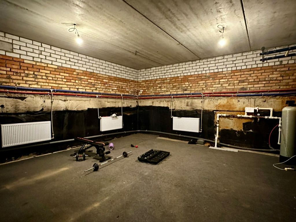 Продажа дома, 416м <sup>2</sup>, 15 сот., Ярославль, Родничиха ул,  46