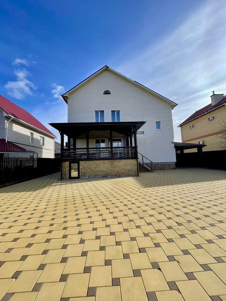 Продажа дома, 416м <sup>2</sup>, 15 сот., Ярославль, Родничиха ул,  46