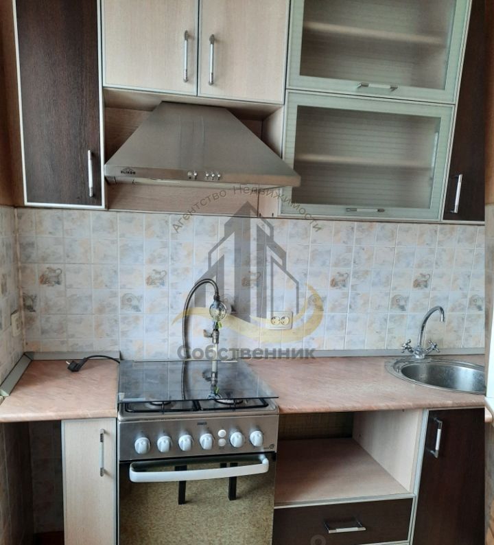 Аренда 1-комнатной квартиры, Губкин, Космонавтов ул,  7