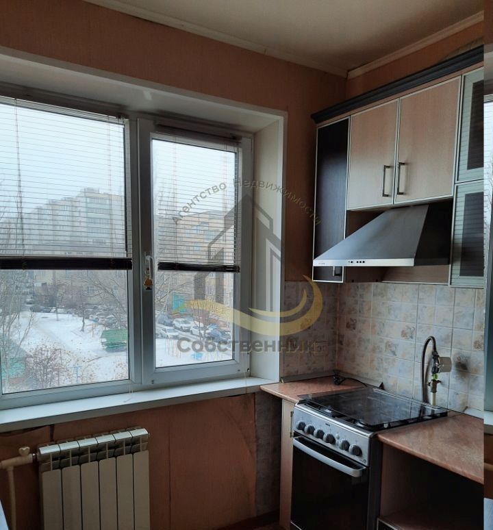 Аренда 1-комнатной квартиры, Губкин, Космонавтов ул,  7