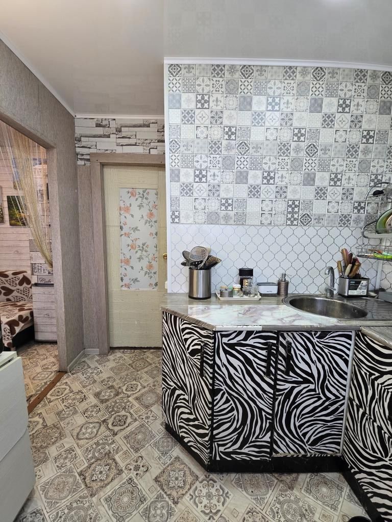 Продажа 4-комнатной квартиры, Васильево, Школьная,  29