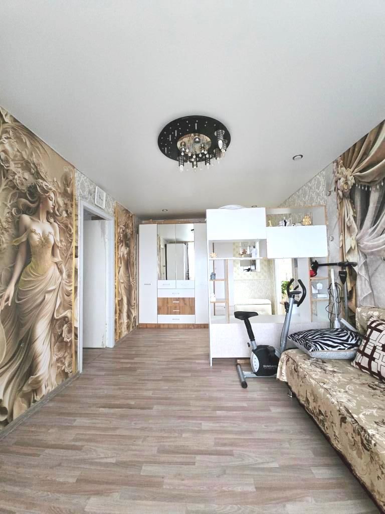 Продажа 4-комнатной квартиры, Васильево, Школьная,  29