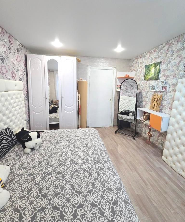 Продажа 4-комнатной квартиры, Васильево, Школьная,  29