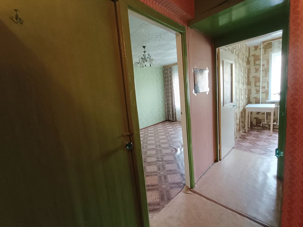 Продажа 1-комнатной квартиры, Новомосковск, Донская ул,  4