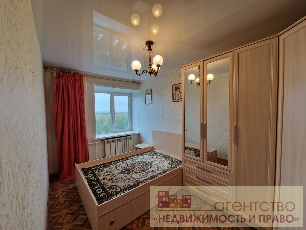 Продажа 2-комнатной квартиры, Радужный, 1-й квартал,  32