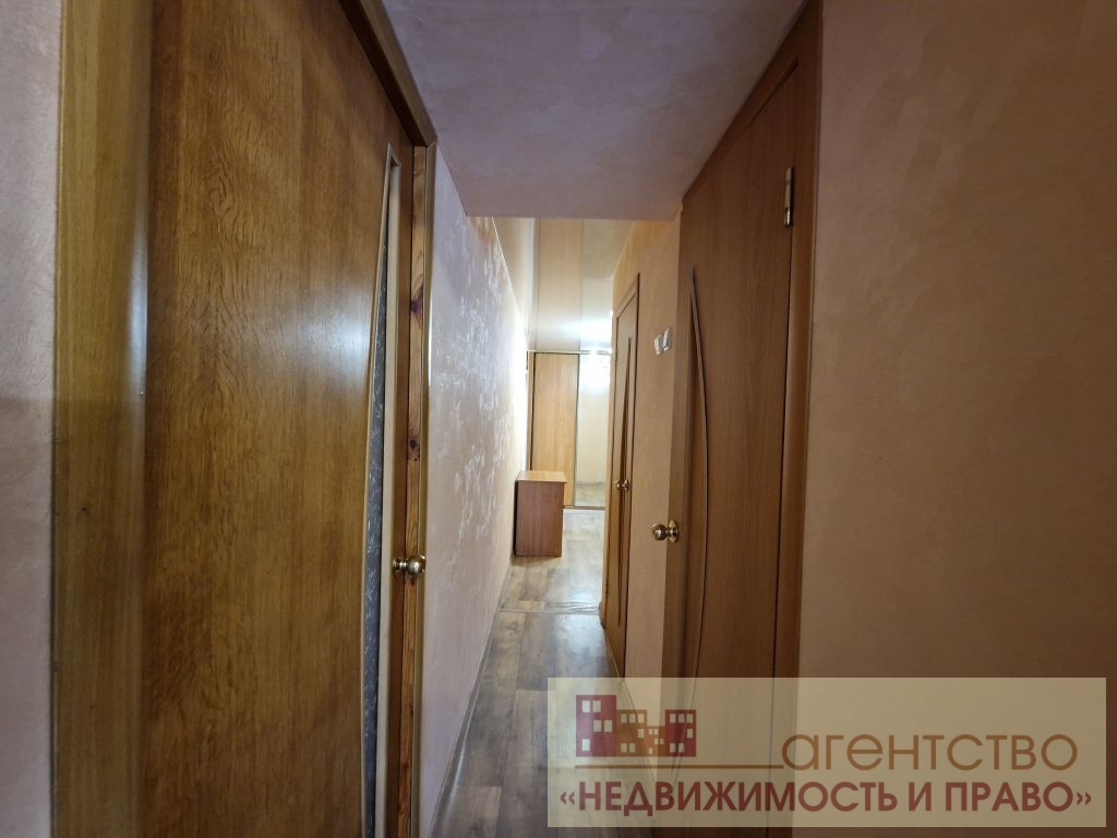 Продажа 2-комнатной квартиры, Радужный, 1-й квартал,  32