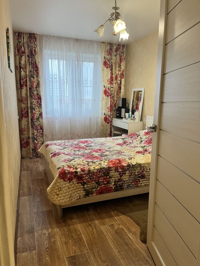 Продажа 2-комнатной квартиры, Нижний Новгород, Островского ул,  6к1