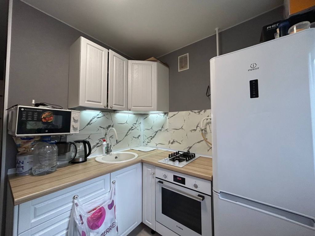 Продажа 2-комнатной квартиры, Пермь, Самолетная ул,  52