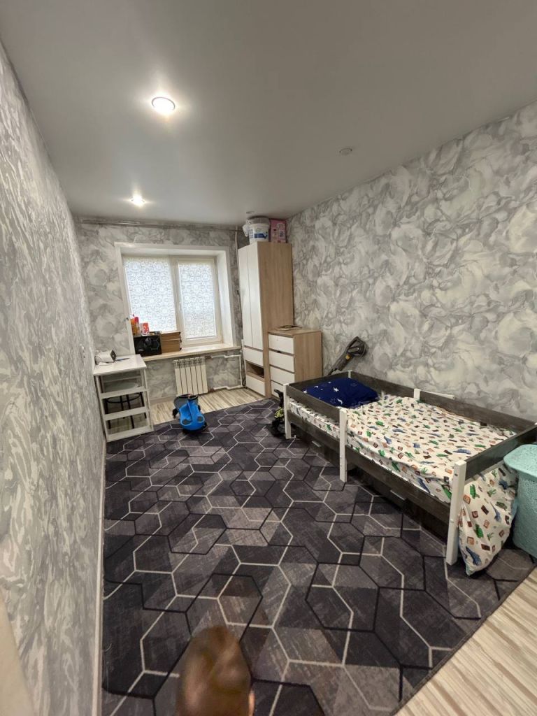 Продажа 2-комнатной квартиры, Пермь, Самолетная ул,  52