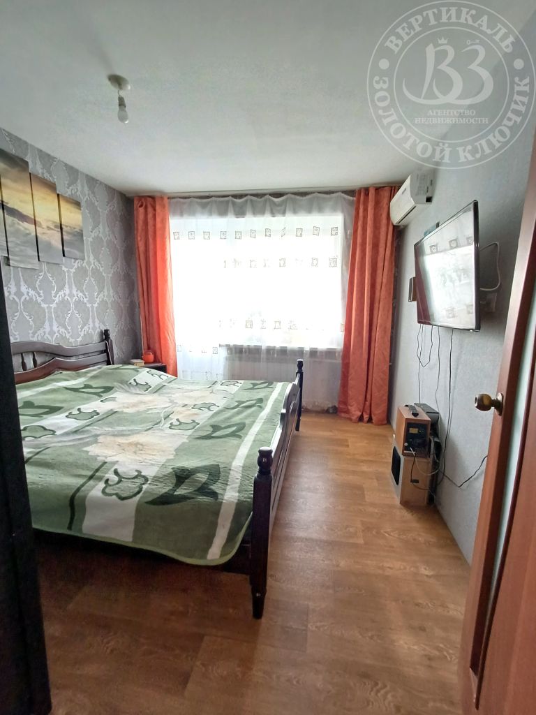 Продажа 4-комнатной квартиры, Дзержинск, Попова ул,  8