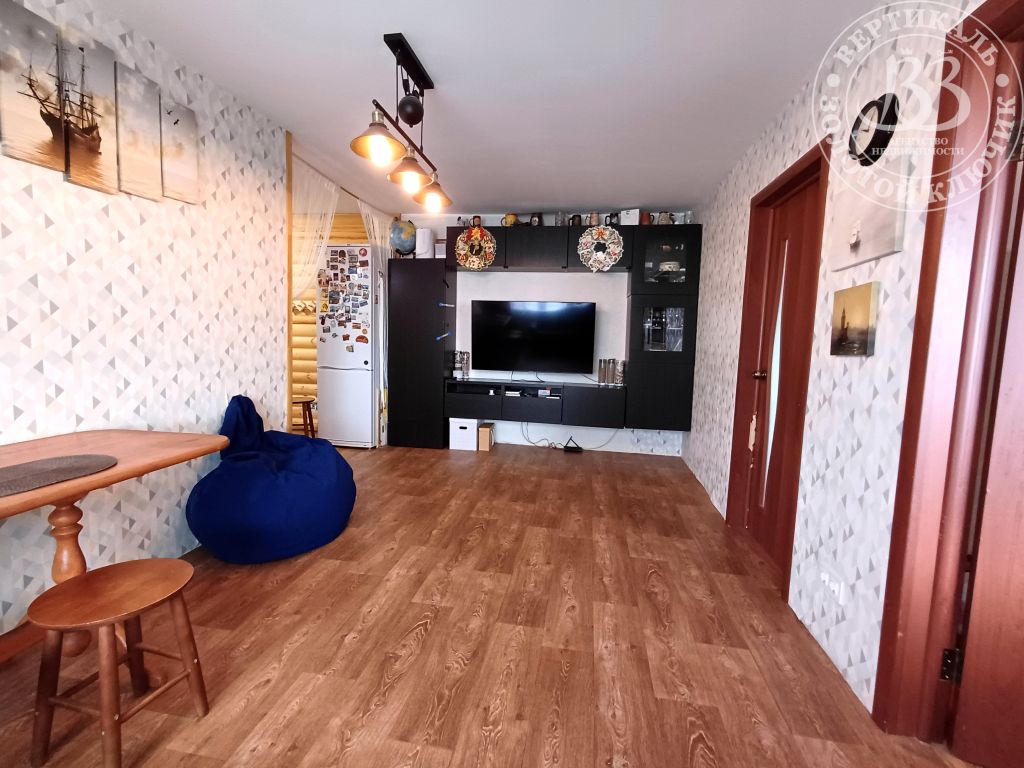 Продажа 4-комнатной квартиры, Дзержинск, Попова ул,  8