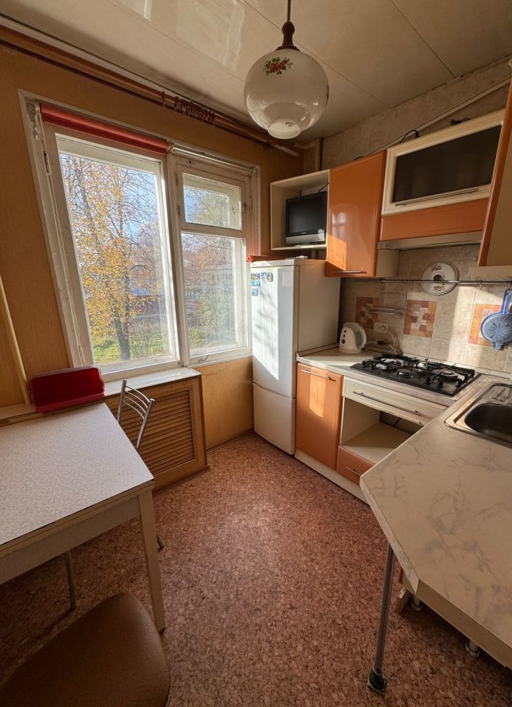 Продажа 2-комнатной квартиры, Шуя, Генерала Горбатова ул,  32