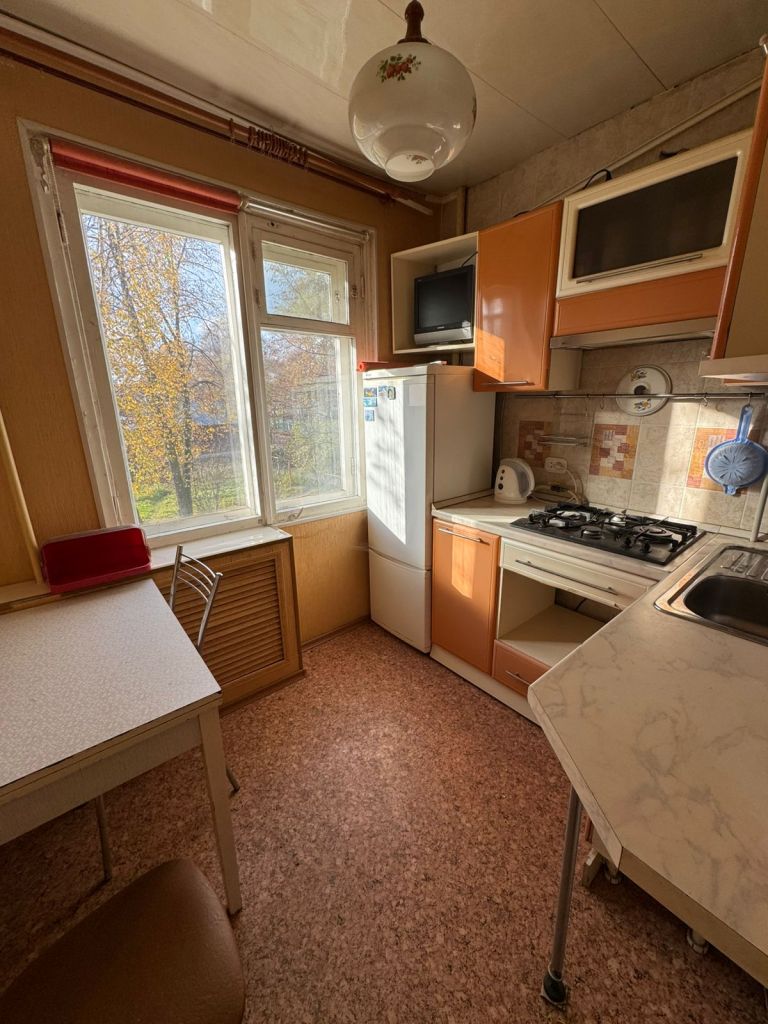 Продажа 2-комнатной квартиры, Шуя, Генерала Горбатова ул,  32