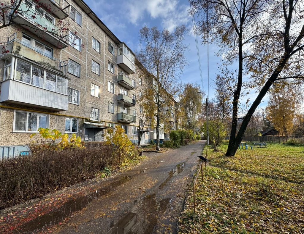 Продажа 2-комнатной квартиры, Шуя, Генерала Горбатова ул,  32