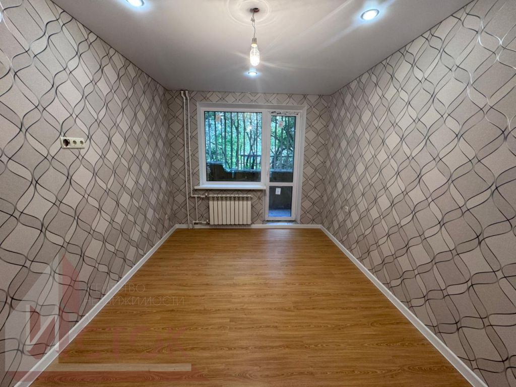 Продажа 5-комнатной квартиры, Энгельс, Фридриха Энгельса пр-кт,  20