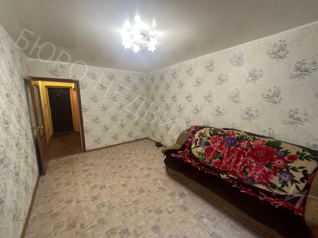 Продажа 2-комнатной квартиры, Балашов, Юбилейная ул,  1