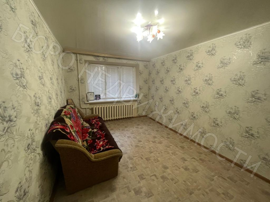 Продажа 2-комнатной квартиры, Балашов, Юбилейная ул,  1