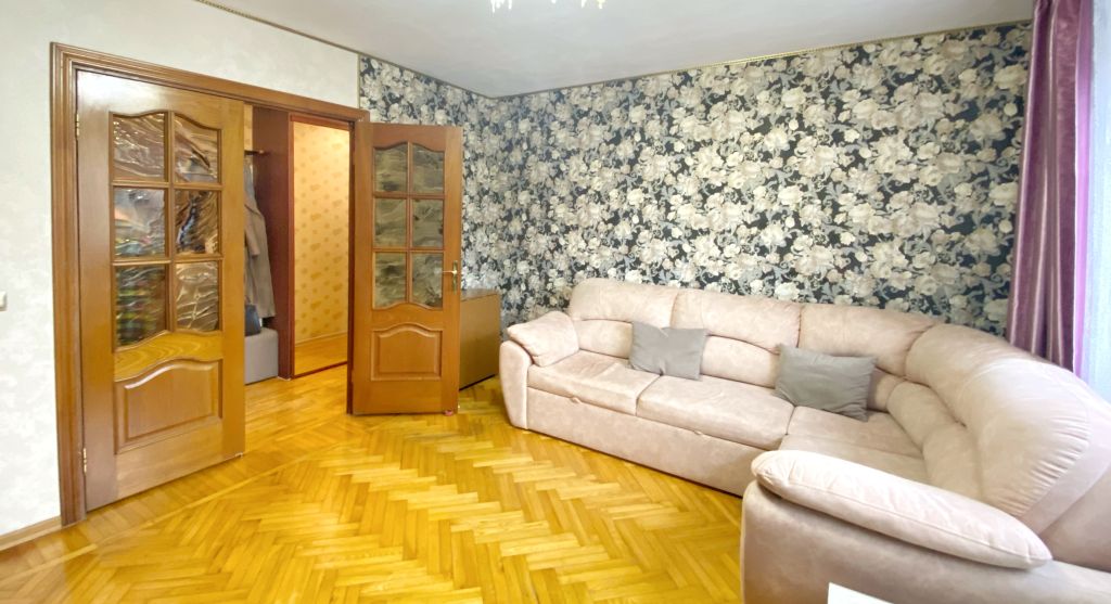 Продажа 3-комнатной квартиры, Нижний Новгород, Сергея Есенина ул,  14