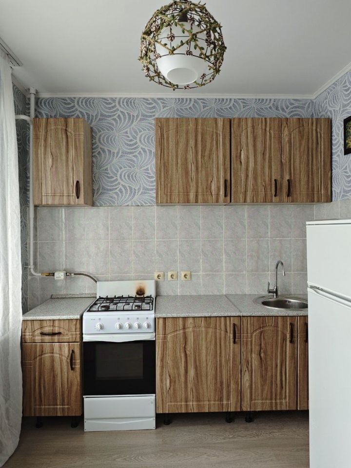 Продажа 1-комнатной квартиры, Саратов, Бардина ул,  1