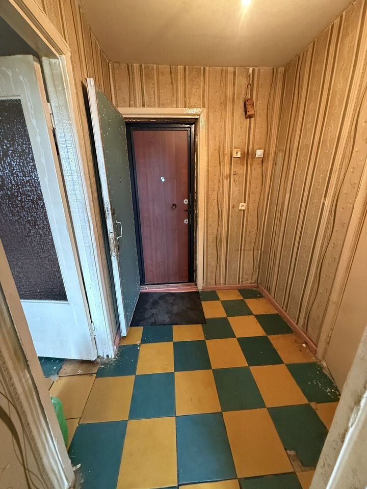 Продажа 1-комнатной квартиры, Саратов, Лесная ул,  3