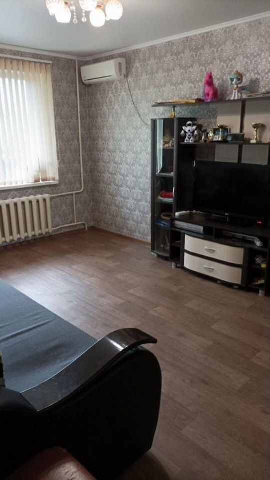 Продажа 4-комнатной квартиры, Саратов, Лесная ул,  1