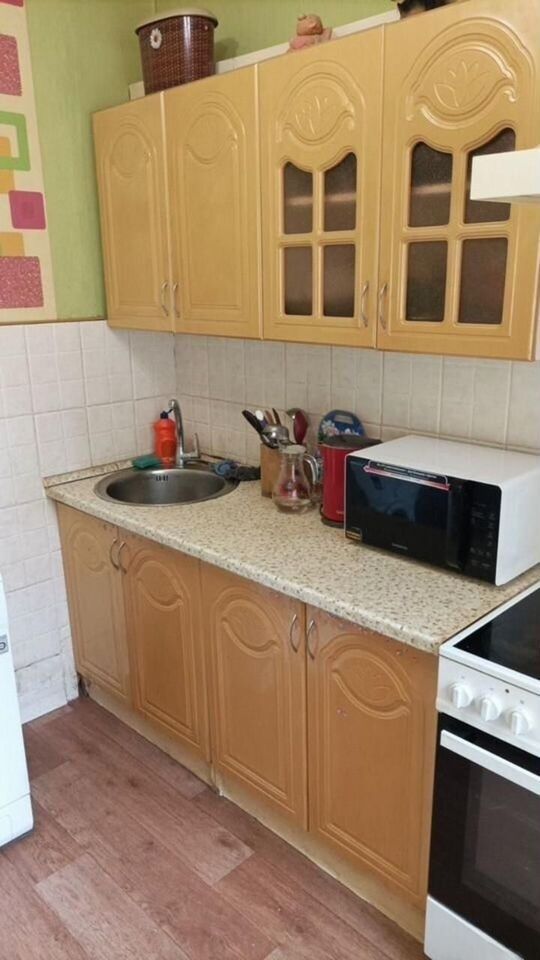 Продажа 4-комнатной квартиры, Саратов, Лесная ул,  1