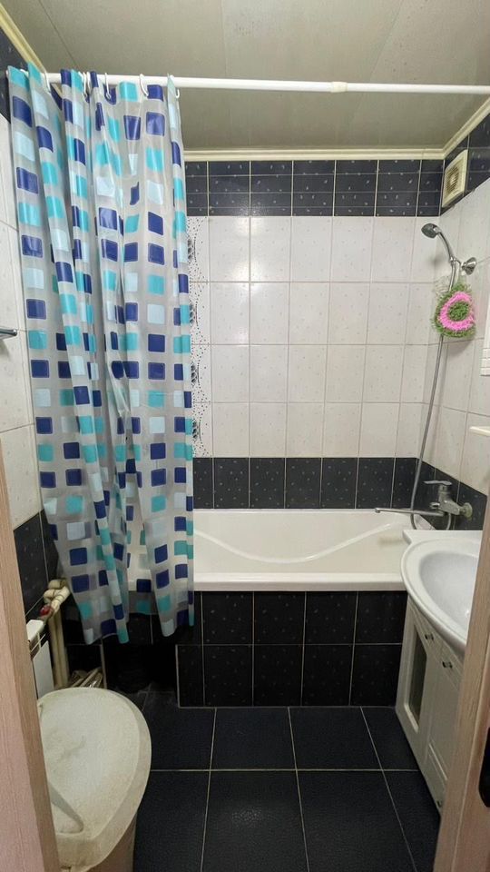 Продажа 4-комнатной квартиры, Саратов, Лесная ул,  1