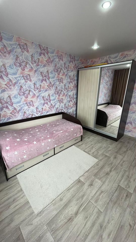 Продажа 4-комнатной квартиры, Саратов, Лесная ул,  1