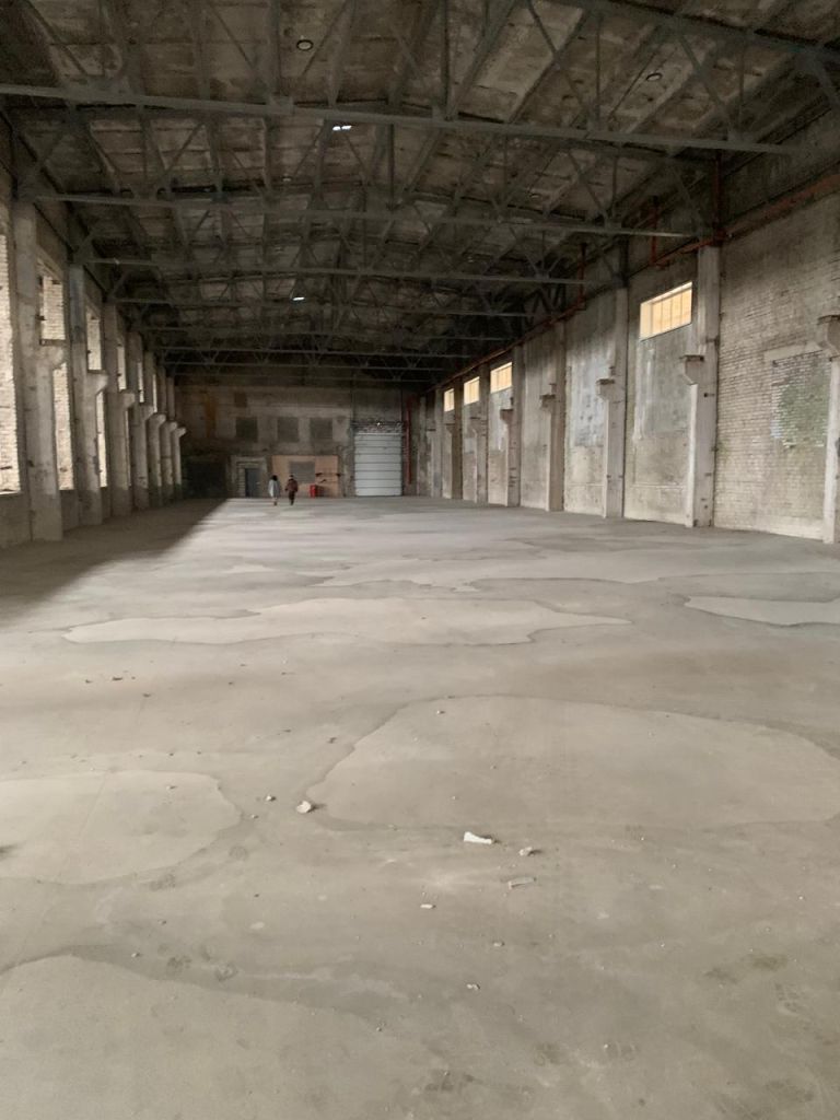 Аренда коммерческой недвижимости, 2000м <sup>2</sup>, Грозилово, Шоссейная Улица,  1