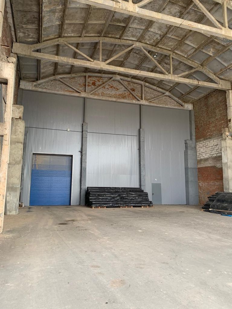 Аренда коммерческой недвижимости, 2000м <sup>2</sup>, Грозилово, Шоссейная Улица,  1