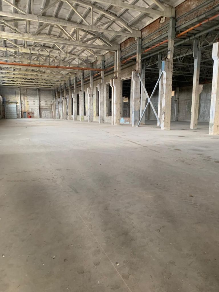 Аренда коммерческой недвижимости, 2000м <sup>2</sup>, Грозилово, Шоссейная Улица,  1