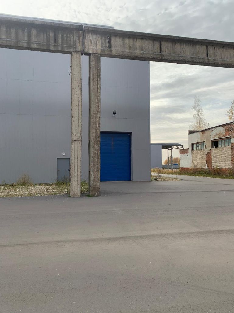 Аренда коммерческой недвижимости, 2000м <sup>2</sup>, Грозилово, Шоссейная Улица,  1