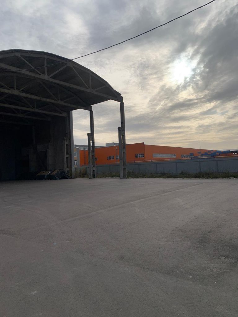 Аренда коммерческой недвижимости, 2000м <sup>2</sup>, Грозилово, Шоссейная Улица,  1