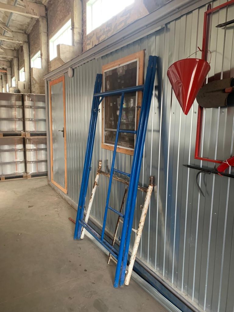 Аренда коммерческой недвижимости, 2000м <sup>2</sup>, Грозилово, Шоссейная Улица,  1