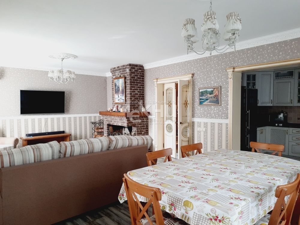 Продажа дома, 220м <sup>2</sup>, 4 сот., Климотино,  10а