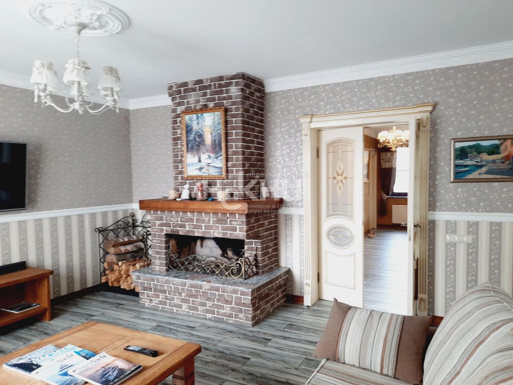 Продажа дома, 220м <sup>2</sup>, 4 сот., Климотино,  10а