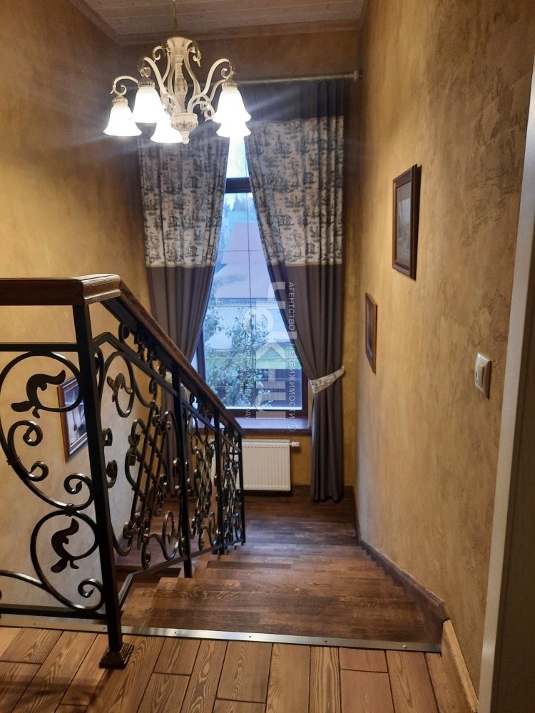 Продажа дома, 220м <sup>2</sup>, 4 сот., Климотино,  10а