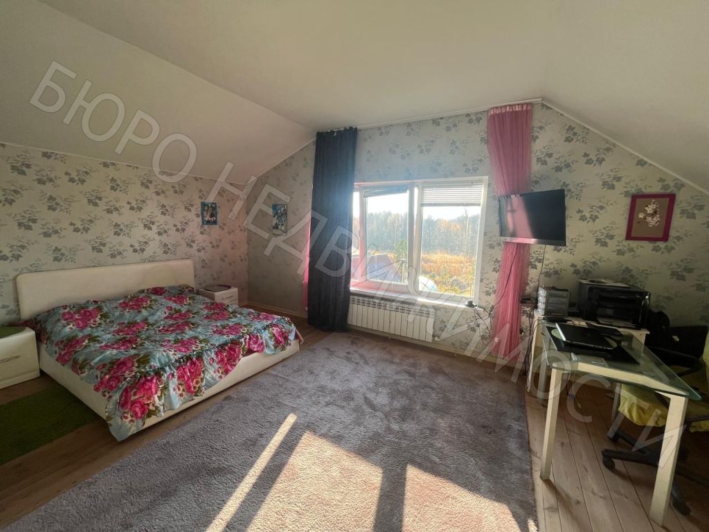 Продажа дома, 185м <sup>2</sup>, 40 сот., Алмазово, Октябрьская,  52