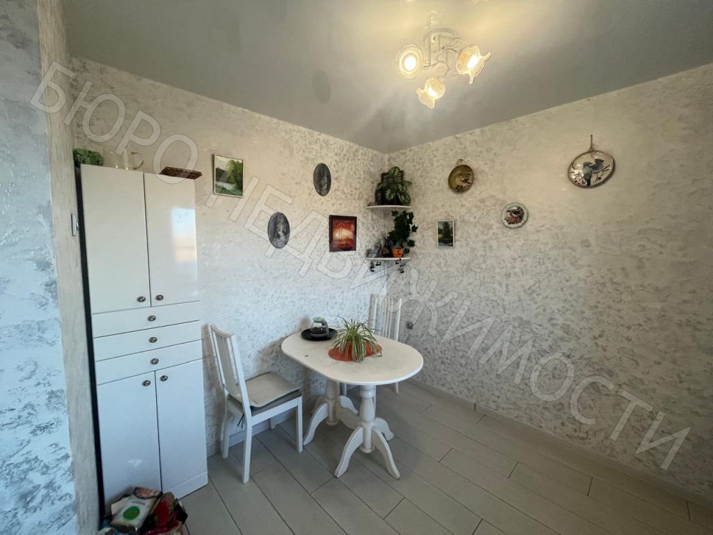 Продажа дома, 185м <sup>2</sup>, 40 сот., Алмазово, Октябрьская,  52