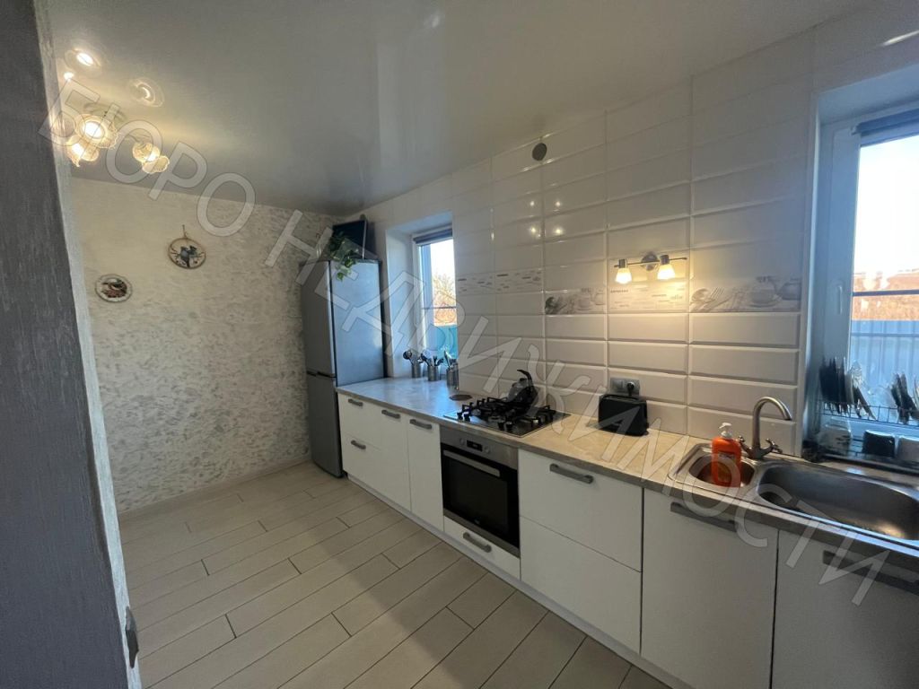 Продажа дома, 185м <sup>2</sup>, 40 сот., Алмазово, Октябрьская,  52