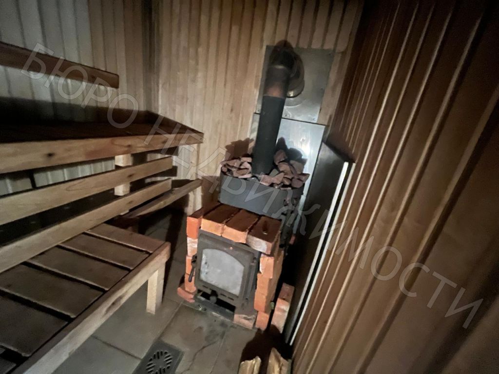 Продажа дома, 185м <sup>2</sup>, 40 сот., Алмазово, Октябрьская,  52