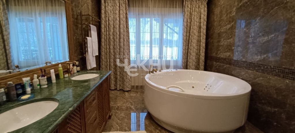 Продажа дома, 610м <sup>2</sup>, 45 сот., Ступино, Чкаловская Ривьера