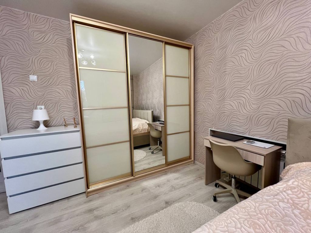 Продажа 2-комнатной квартиры, Дзержинск, Гастелло ул,  3