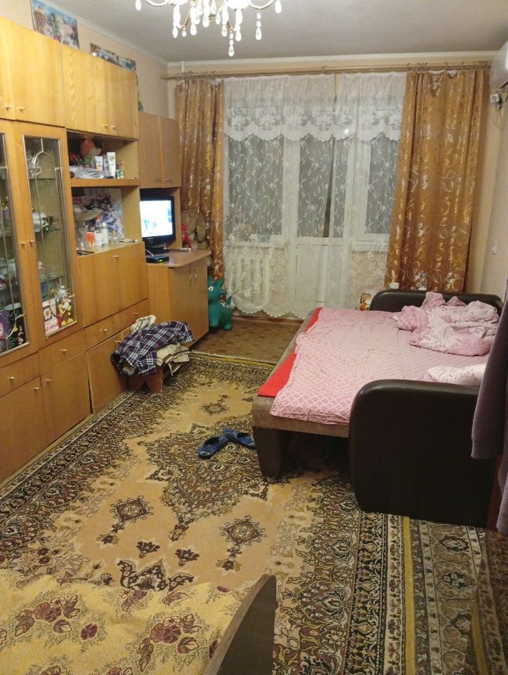 Продажа 1-комнатной квартиры, Саратов, Строителей пр-кт,  44\1