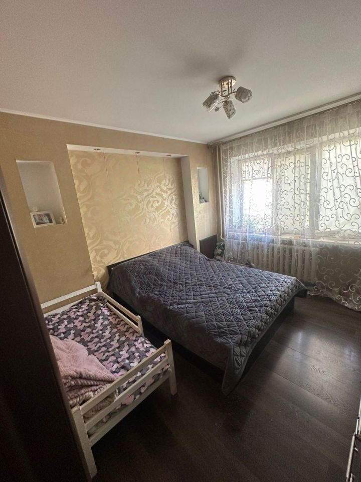 Продажа 2-комнатной квартиры, Саратов, Чехова ул,  10
