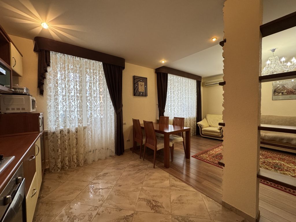 Продажа 3-комнатной квартиры, Саратов, Весенний проезд,  13/19