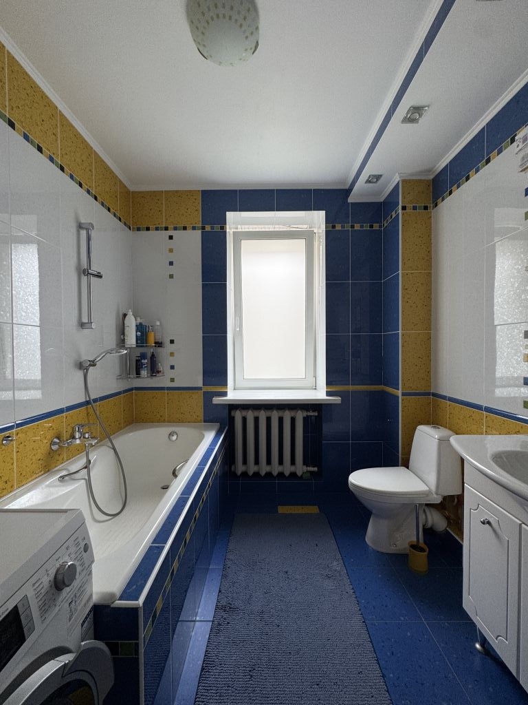 Продажа 3-комнатной квартиры, Саратов, Весенний проезд,  13/19