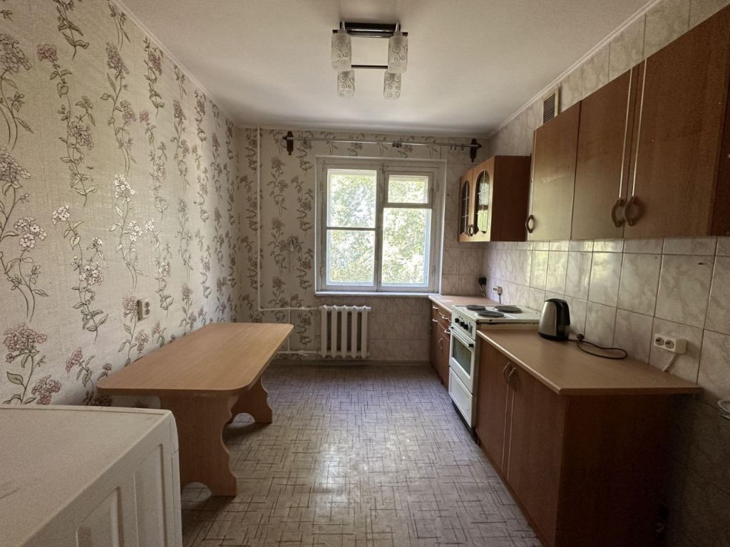 Продажа 3-комнатной квартиры, Саратов, Днепропетровская ул,  4