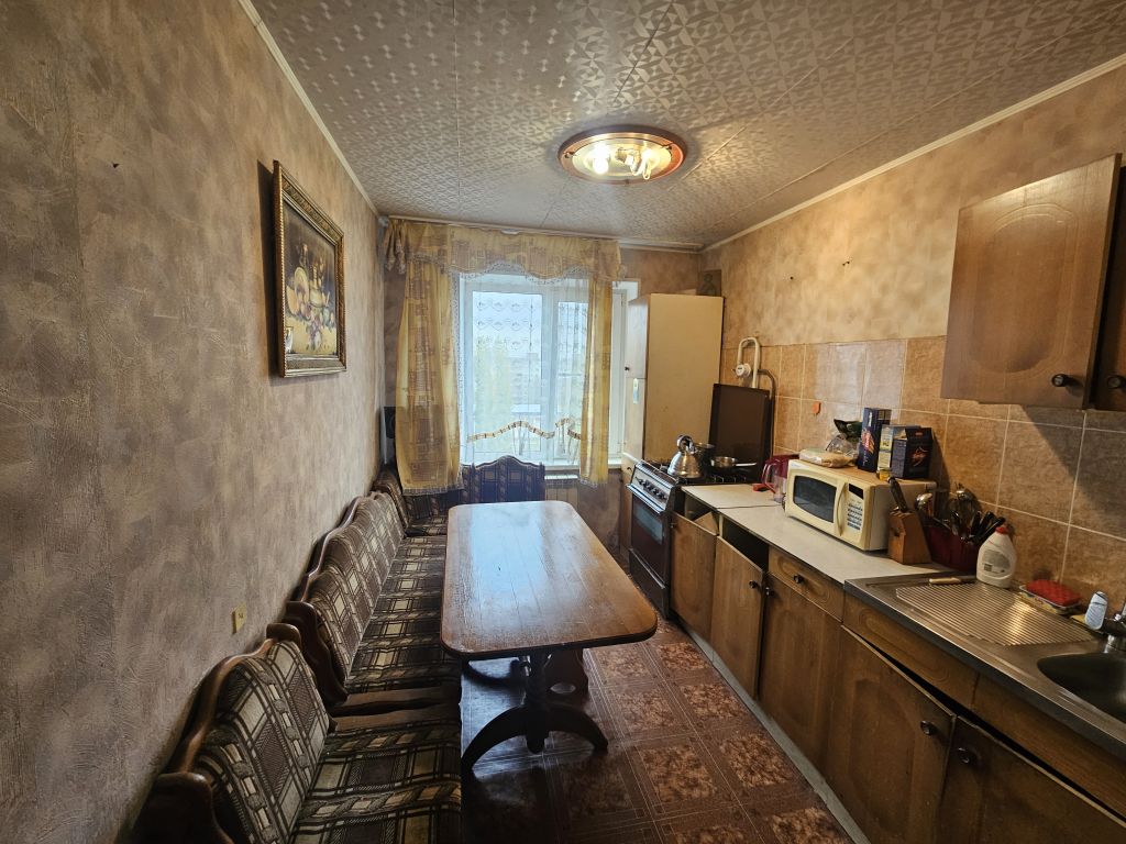 Продажа 3-комнатной квартиры, Нижний Новгород, Голубева ул,  6к2