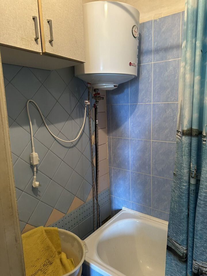 Продажа 3-комнатной квартиры, Саратов, Прессовый 3-й проезд,  7